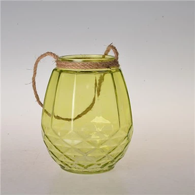 Stakleni svijećnjak sa ručkom