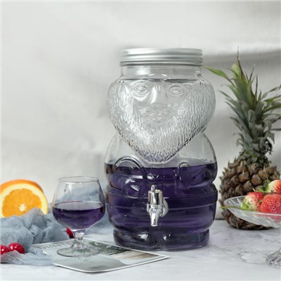 Stakleni dispenzer za piće sa lobanjom