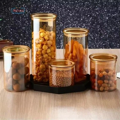 Staklene tegle sa poklopcima od bambusa